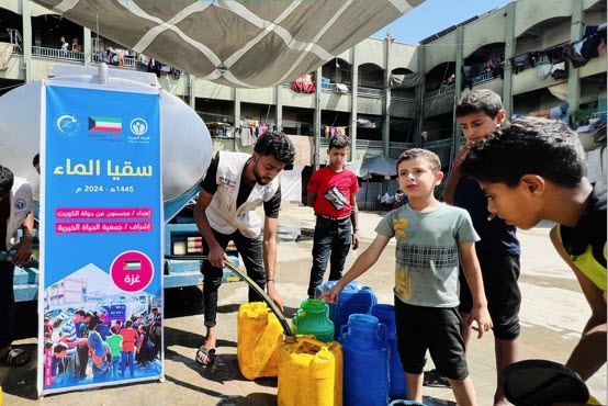 الحياة الخيرية: استفادة أكثر 279 ألف شخص من سقيا الماء في غزة